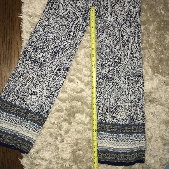 Printed paisley flowy Pants - Picture 6 of 7